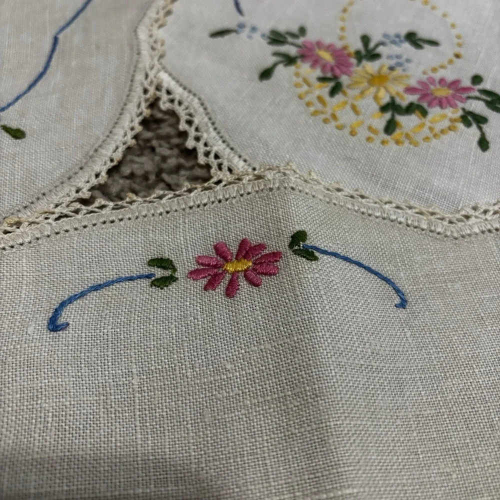 3 VTG  Cotton Doily, Doilies Set Floral Embroidery Cottagecore Shabby